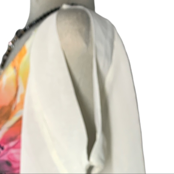 Suzy Shier White Front Flower Embellish Size L - Picture 5 of 12